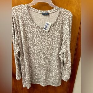 Scarlett Cream Tan 3/4 Sleeve Relaxed Blouse
